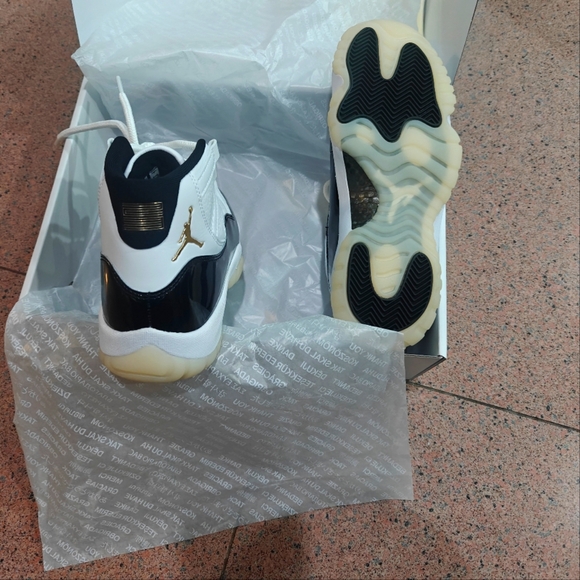 Air Jordan 11 retro DMP Gratitude size 8